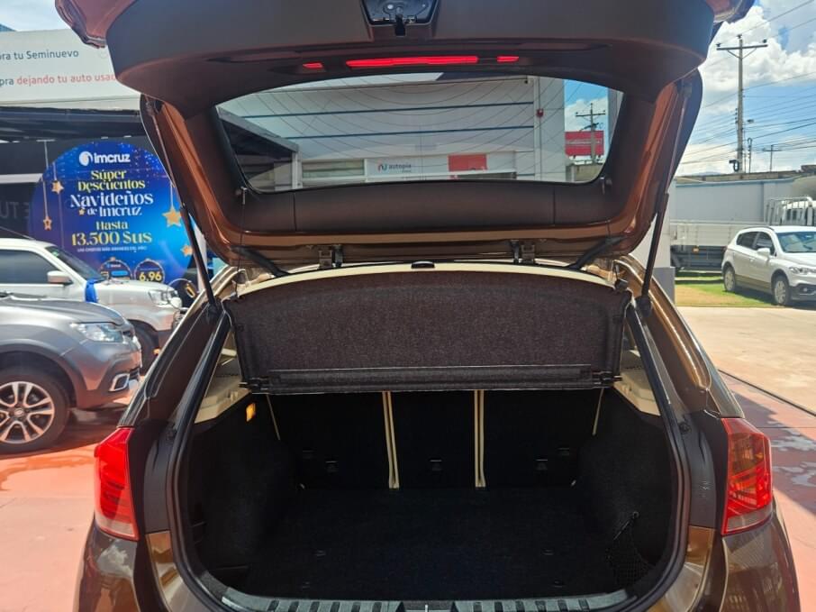 BMW X1 2012 112.400 Kms.