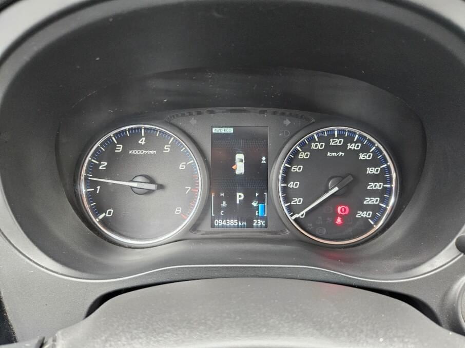 MITSUBISHI OUTLANDER 2018 94.400 Kms.