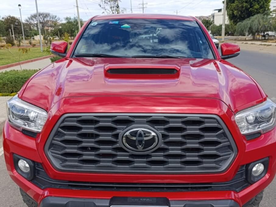 TOYOTA TACOMA 2020 31.000 Kms.