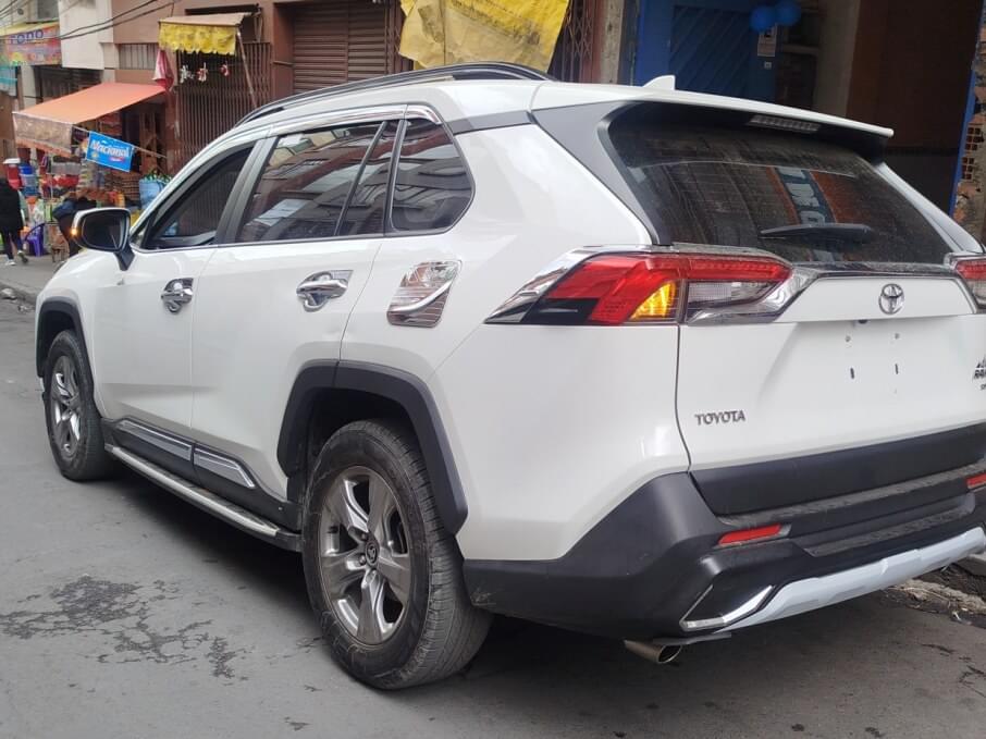 TOYOTA RAV4 2023 22.520 Kms.